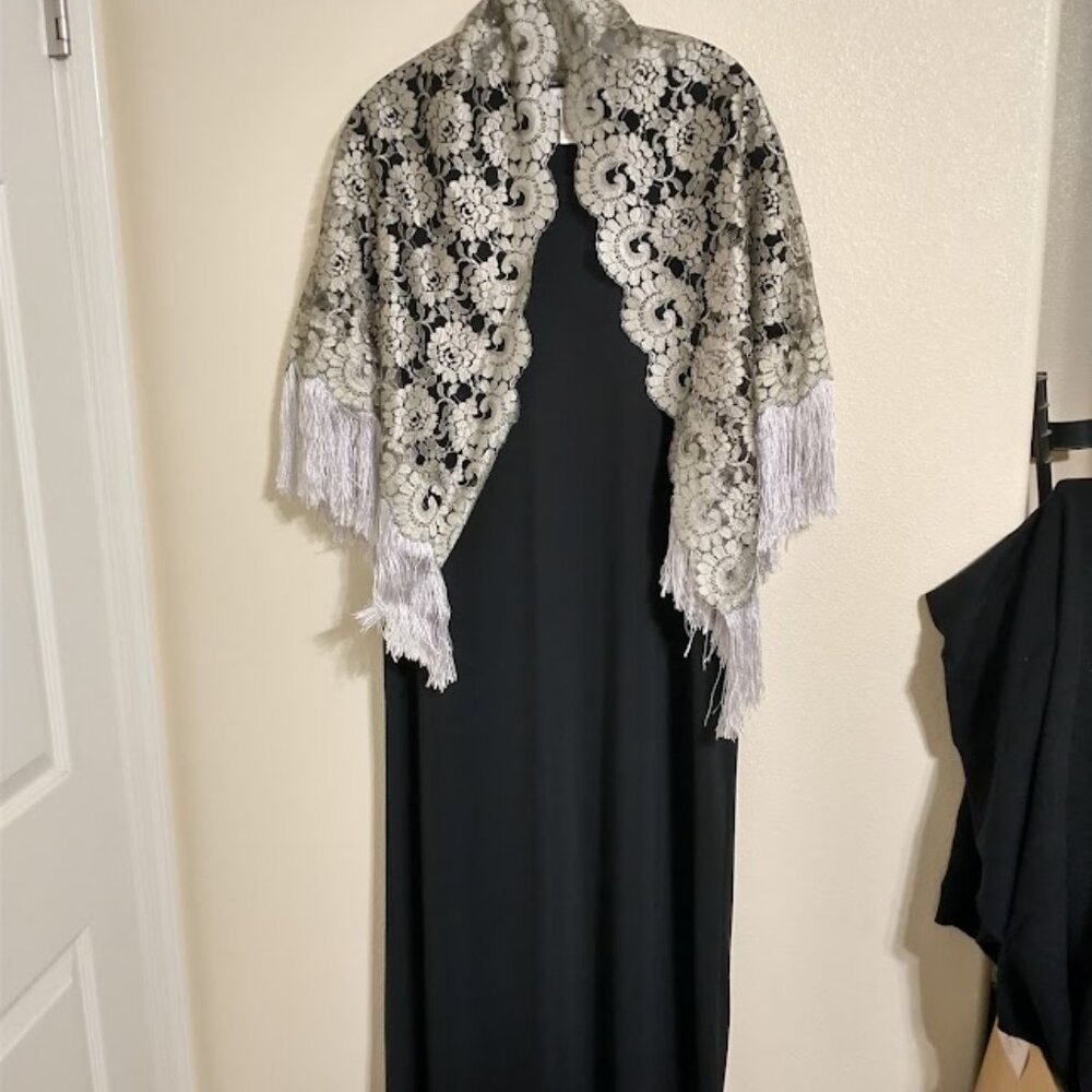 SHAWL - Beautiful elegant see-through wrap
